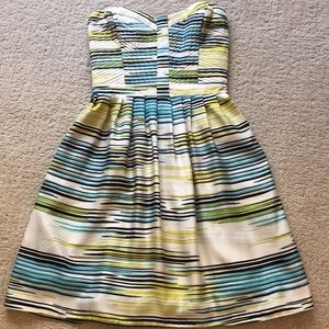 NEW LISTING! Strapless Dress